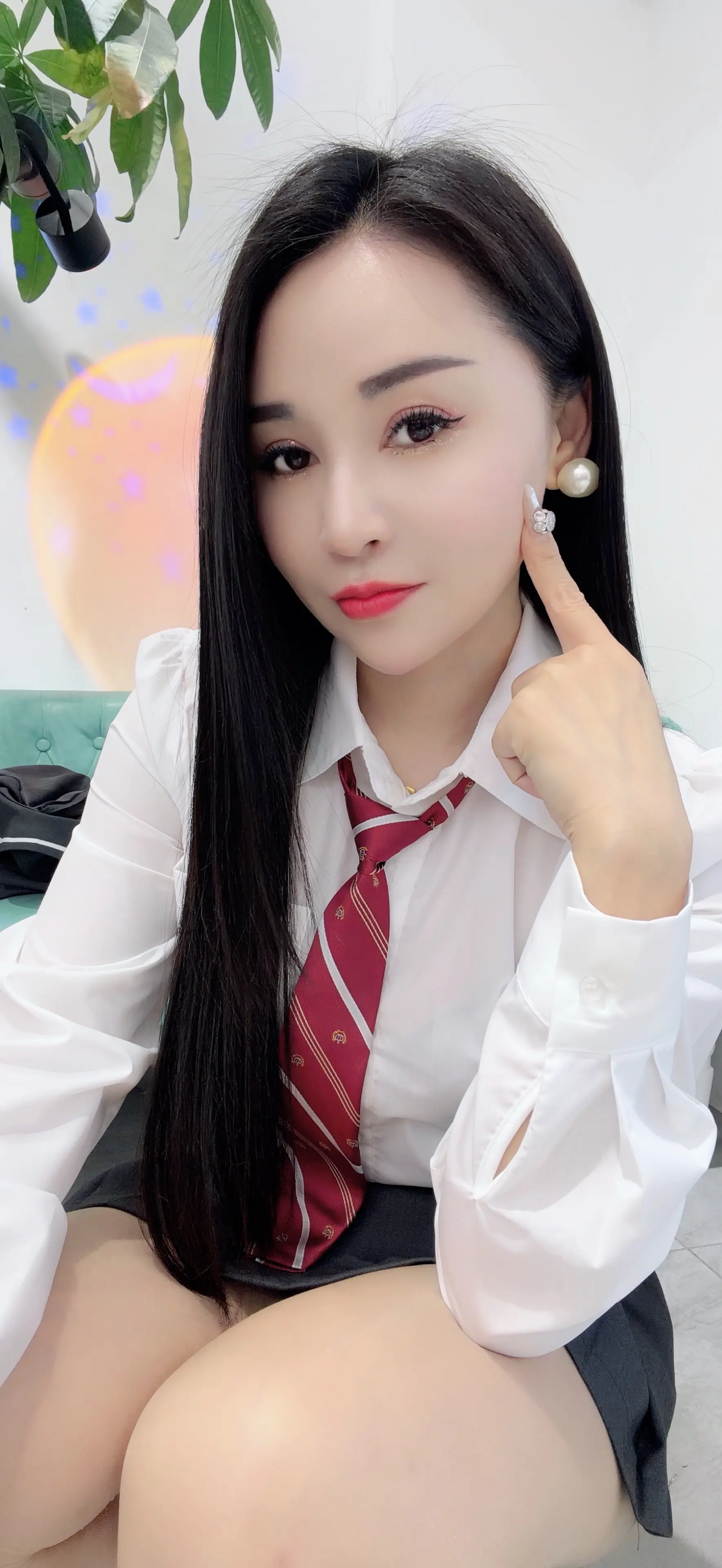 妈妈曾经年轻的时候说过一句话，只要这个男人不喜欢这个女人你全身都是毛病...