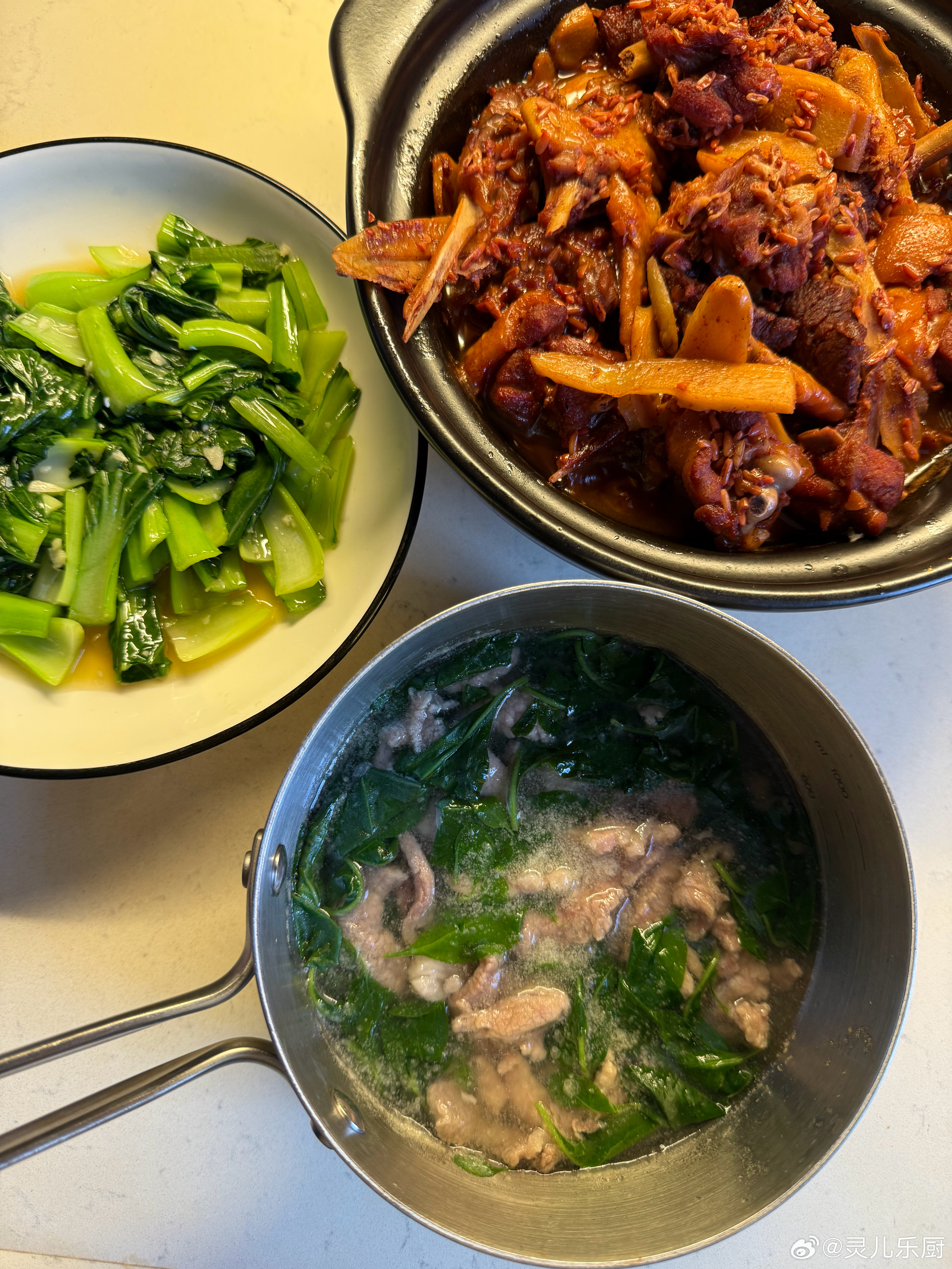 开饭啦子姜醪糟鸭蒜蓉青菜枸杞叶瘦肉汤我的美食日记家常菜 ​​​