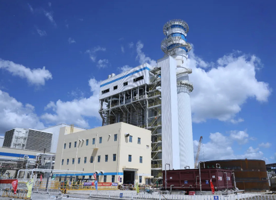 【全球首批！500MW级全氢冷发电机在华电集团投运】据媒体报道，华电江苏望亭发电