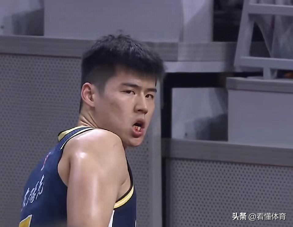 陈家政单节狂飚20分！杜锋却说20分算个屁？

陈家政这表现，不知道比杜锋的爱将