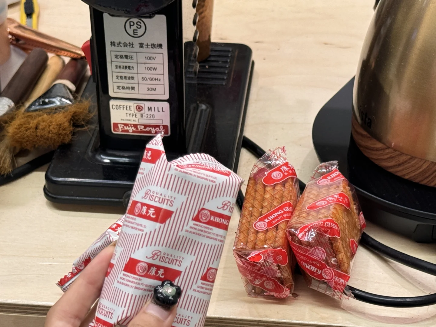 8.22‖吃了一天的面包