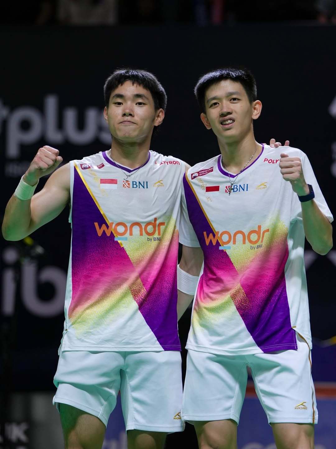 因陀罗/华金🇮🇩 17-21、21-12、21-19 🇰🇷姜珉赫/奇东柱