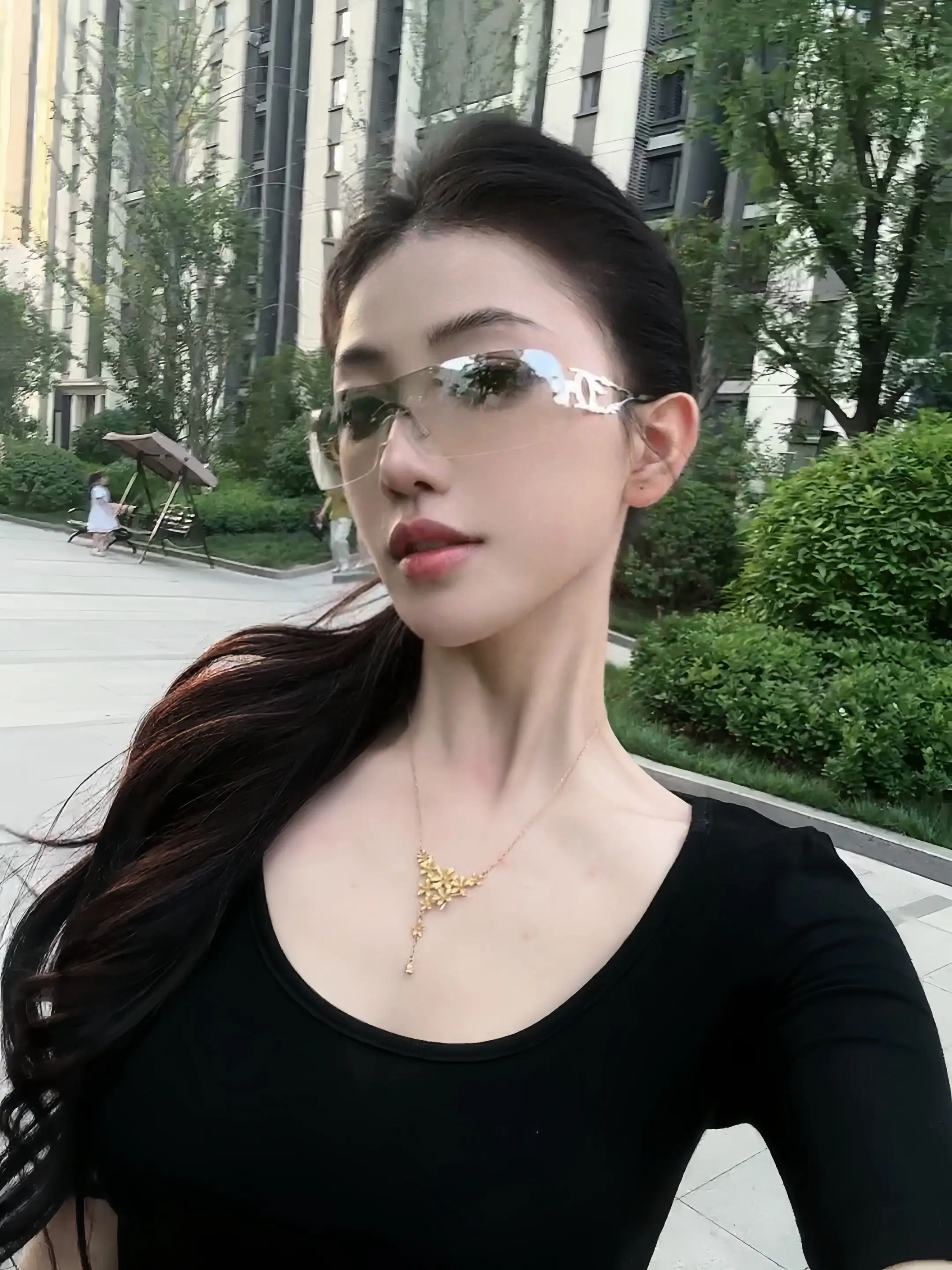怨与愁最无济于事 也最消磨人心