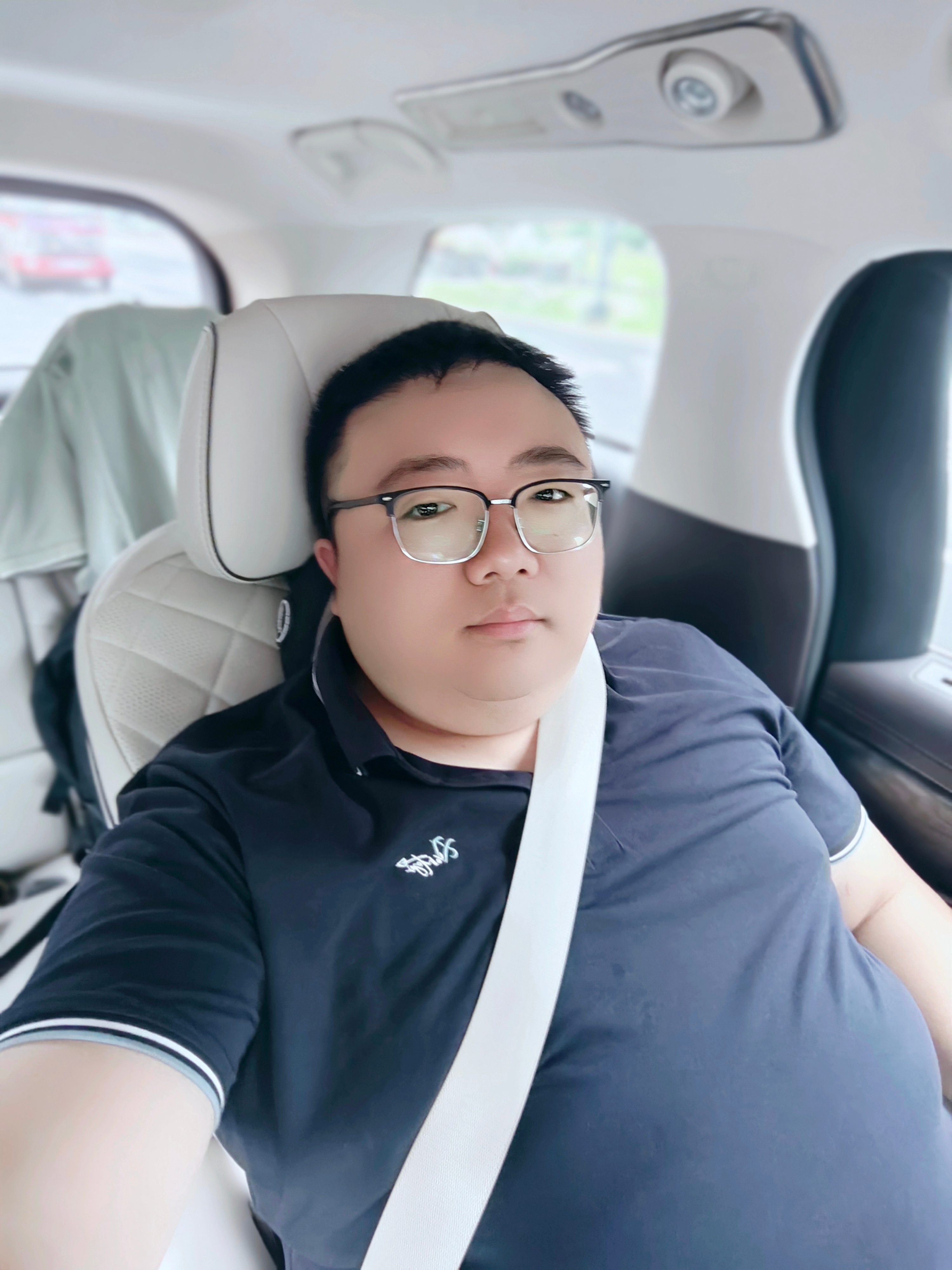 2025520真特么服了 你有男朋友你不早说 害我跟你聊了这么久 我不管 520
