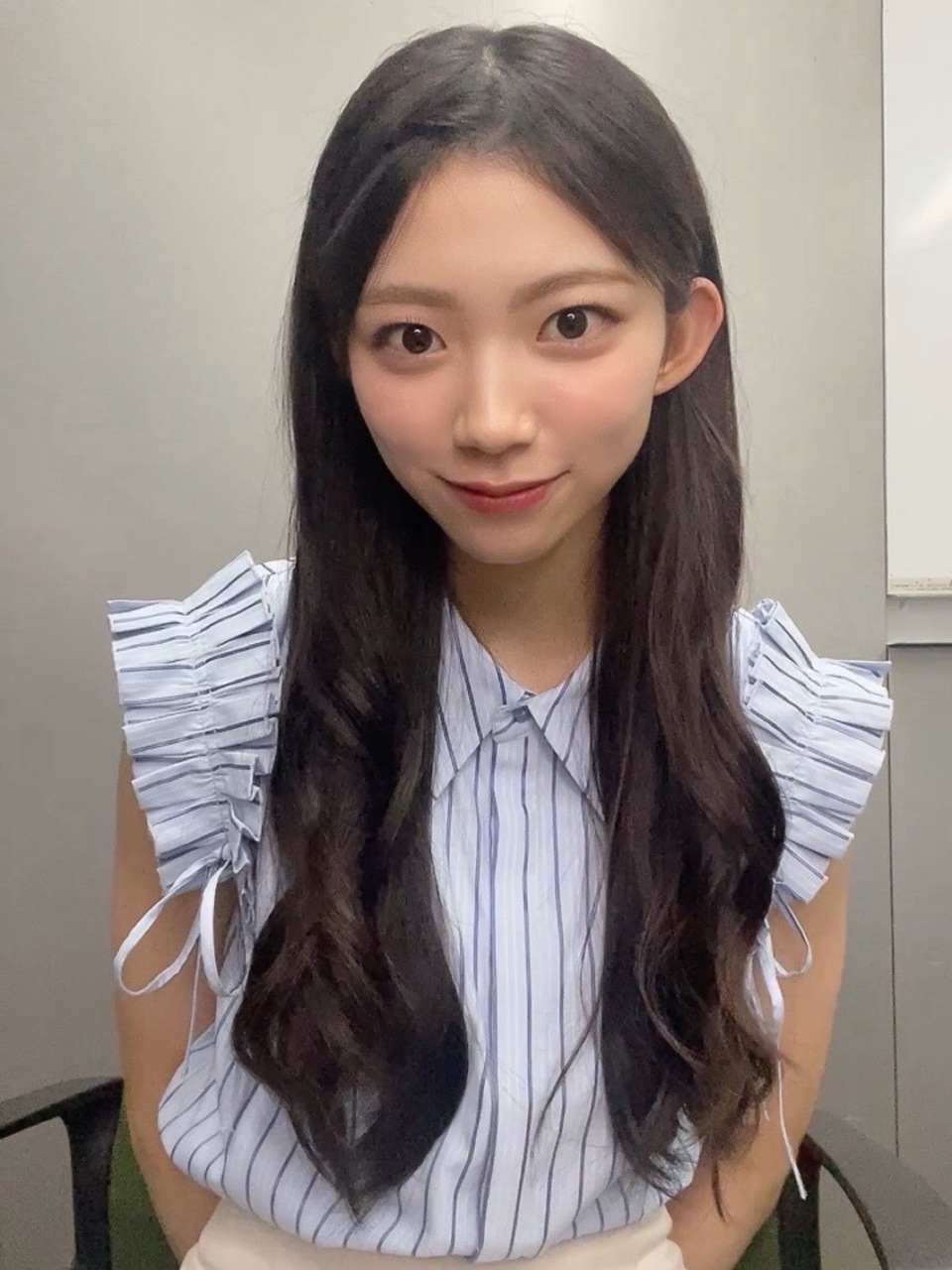 佐藤愛桜「りこさんと撮りました📷⟡.·休憩時間に私の控え室に来てくださって、「