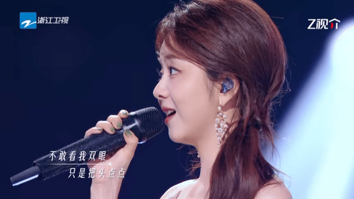 谭松韵把黄子弘凡唱害羞了杨丞琳说黄子弘凡谭松韵像兄妹 谭松韵把黄子弘凡唱害羞了哈
