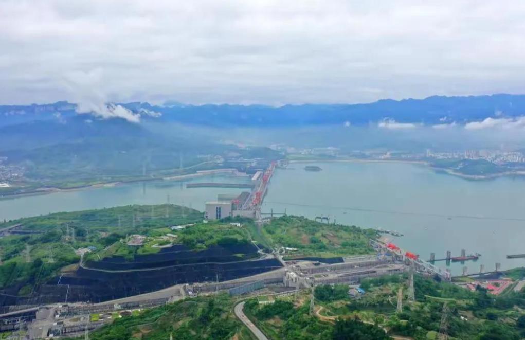 中国每年流失110亿方水，却被邻国拦截建水库，规模超过三峡。

咱们老百姓过日子