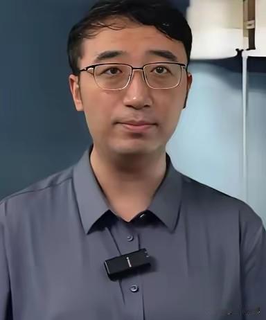 清华北大双料学霸李永乐，在北京找工作的过程中处处碰壁，外企不要他，500强也不要