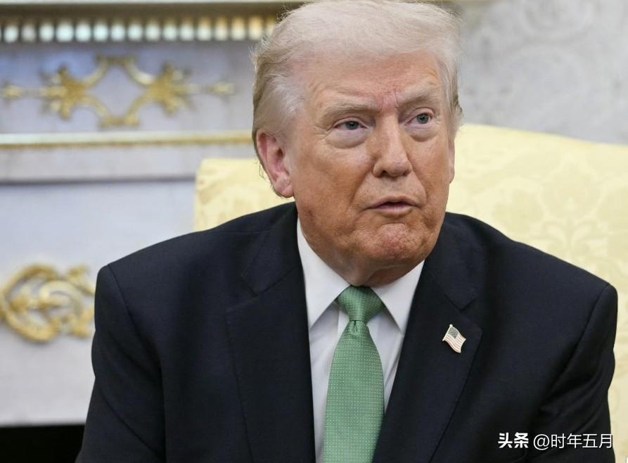 🔻特朗普两年来的言论：“我能在 24 小时内轻松结束俄乌战争。”
🔻距离他第