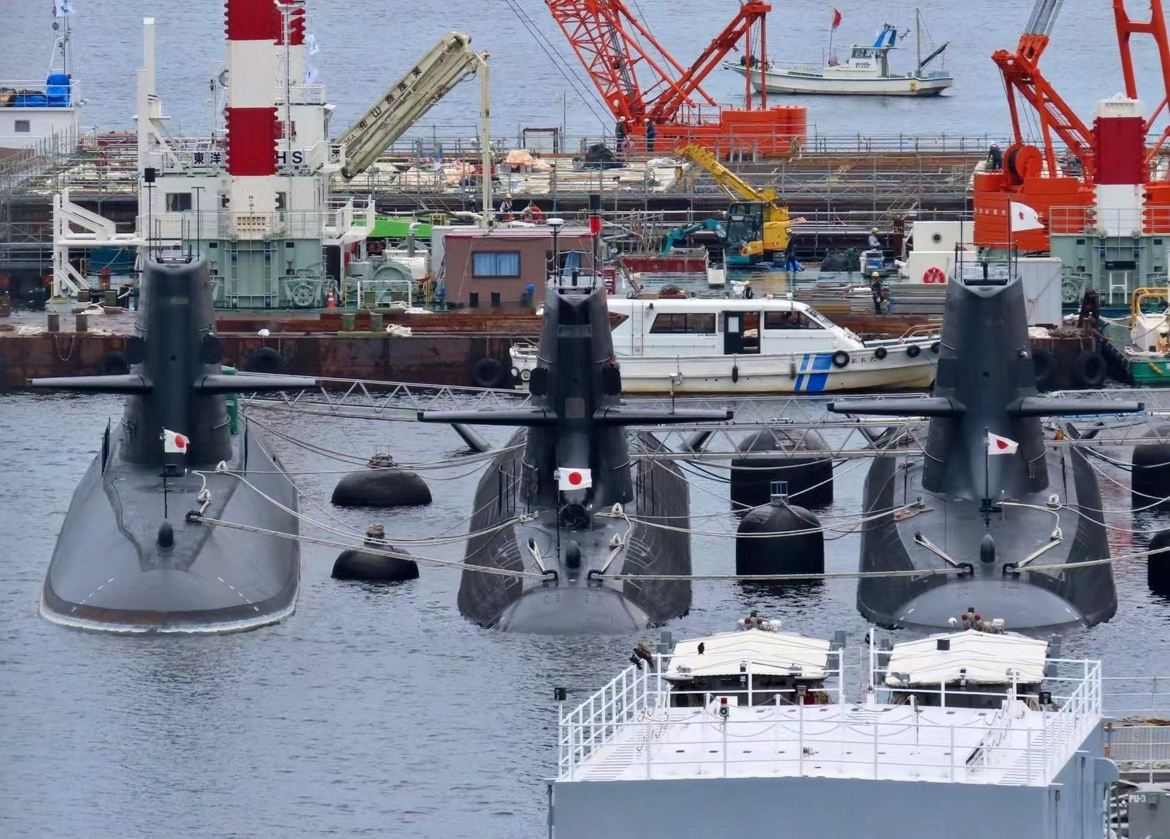 #亚太装备动态# 日本海上自卫队常规潜艇力量三大主力，亲潮级，苍龙级和大鲸级，一