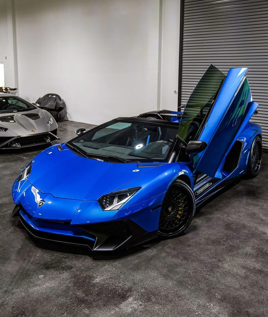兰博基尼Aventador SV
