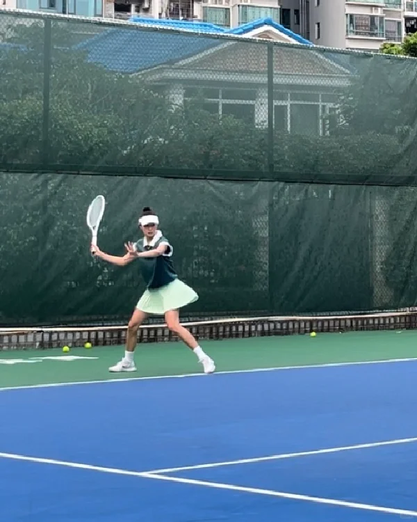 🎾救救孩子吧😭