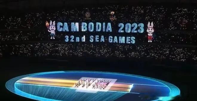 柬埔寨出征第33届东南亚运动会的代表团规模大幅缩水，从原本计划的1515人锐减到