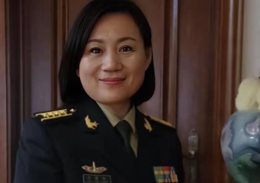 1995年，许光，也就是许世友之子，和妻子一起来北京看望女儿，却对她说：“我们不
