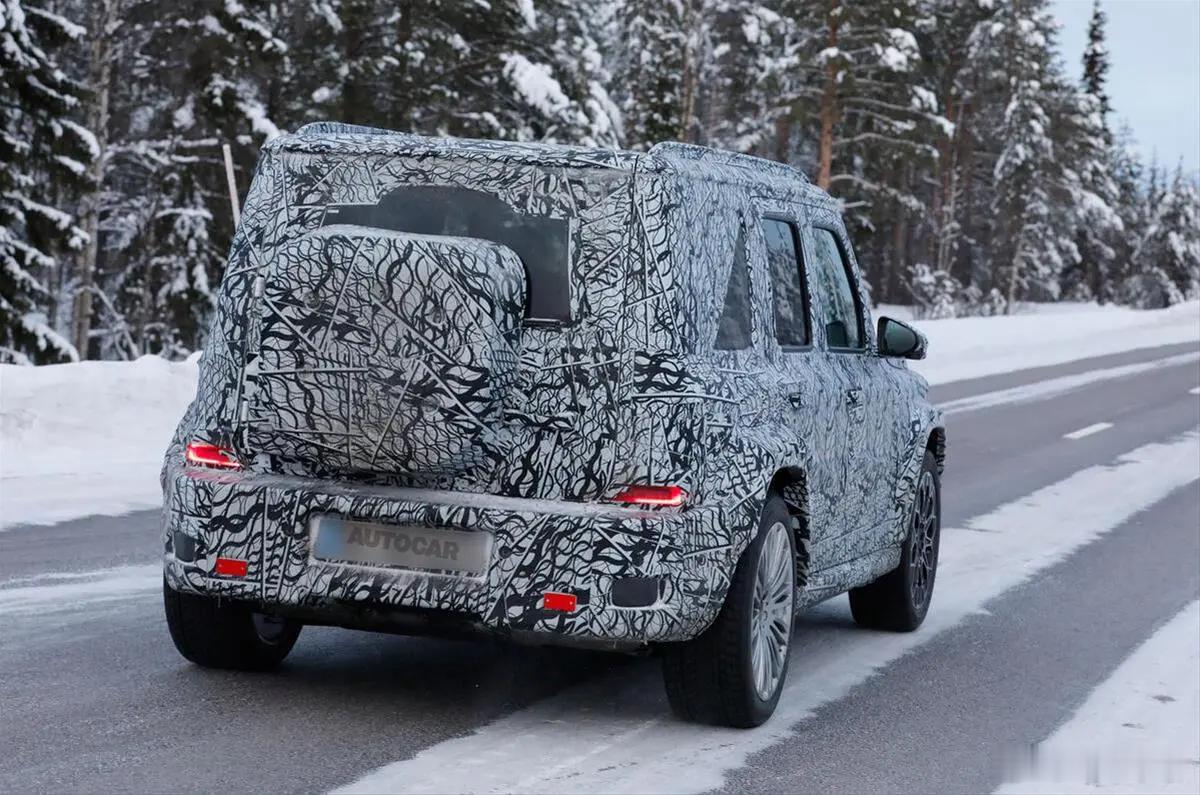 奔驰小G 4.4米长的奔驰“小G”,吉利心脏？ 有1.5T 混动（吉利雷诺合资工