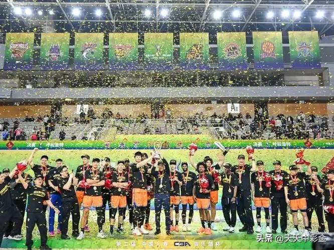 CBA赛季冠军预测只要上海保持健康，他们是距离冠军最近的球队；但广厦的冠军底蕴和
