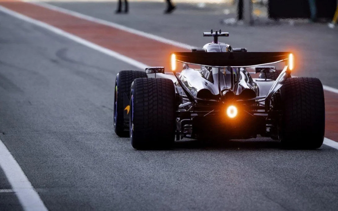 f1 在昨天的巴塞罗那测试中，皮亚斯特里在上午完成了48圈后，下午未能再次出场。