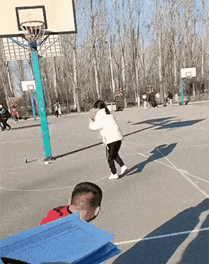 冷静分析一下，这球走步没 