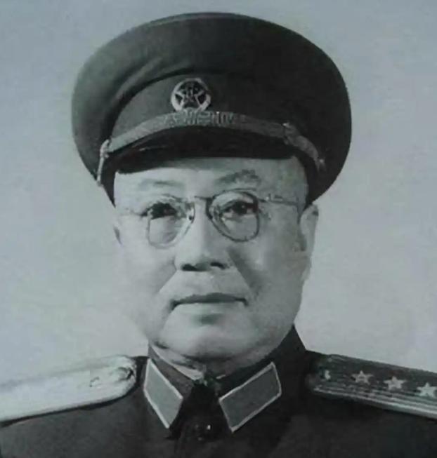 1946年，冀察纵队政委刘道生发现，司令员郭天民瞒着军区首长聂荣臻，将一万多本该