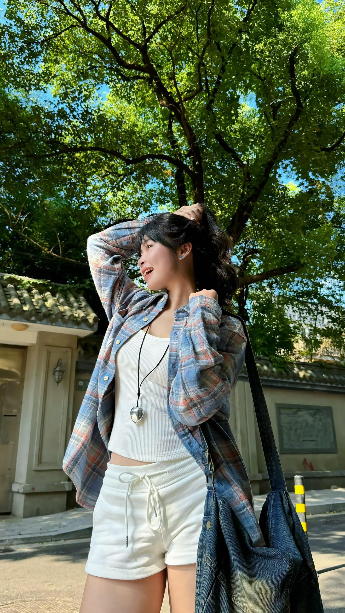 喜欢这种拍照的感觉。