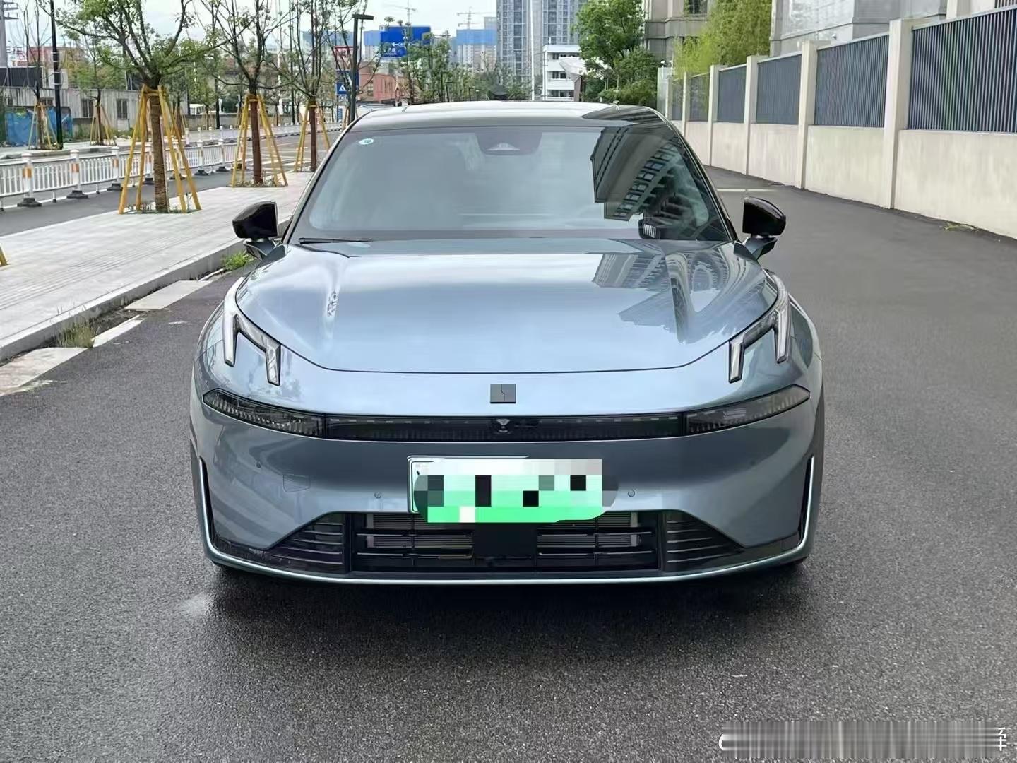 领克 07 Ultra 24年上牌 仅9 千公里，一手车，全车仅一处补漆，保养刚
