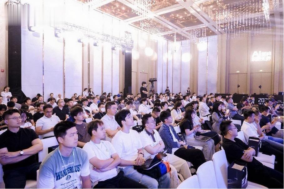 《2025游戏安全白皮书》发布，游戏黑产超100亿元AI攻防受关注