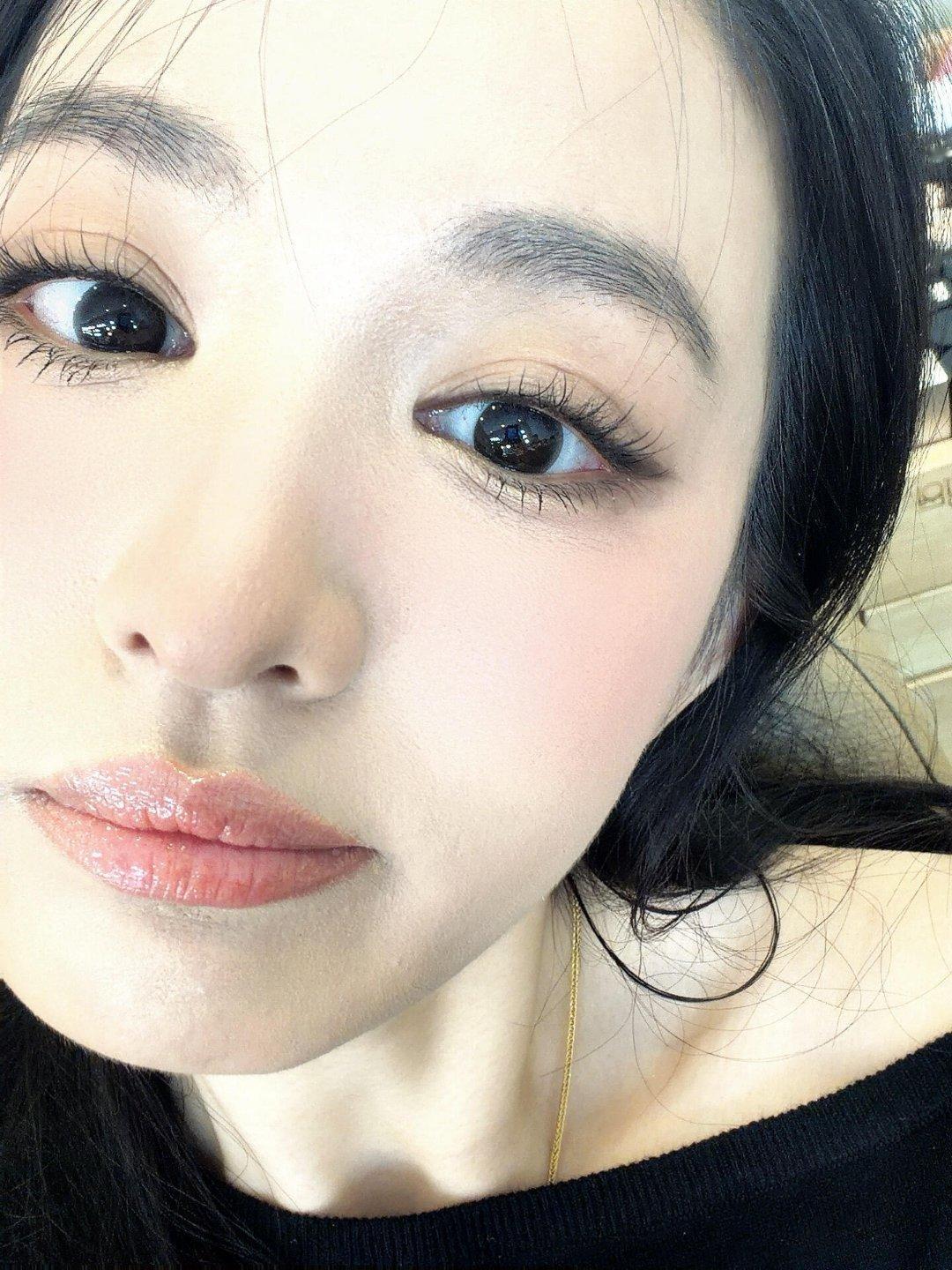 王楚然[超话] wcr王楚然浮生wcr 王楚然娑椤“微风拂过窗台时，想起你轻声叮