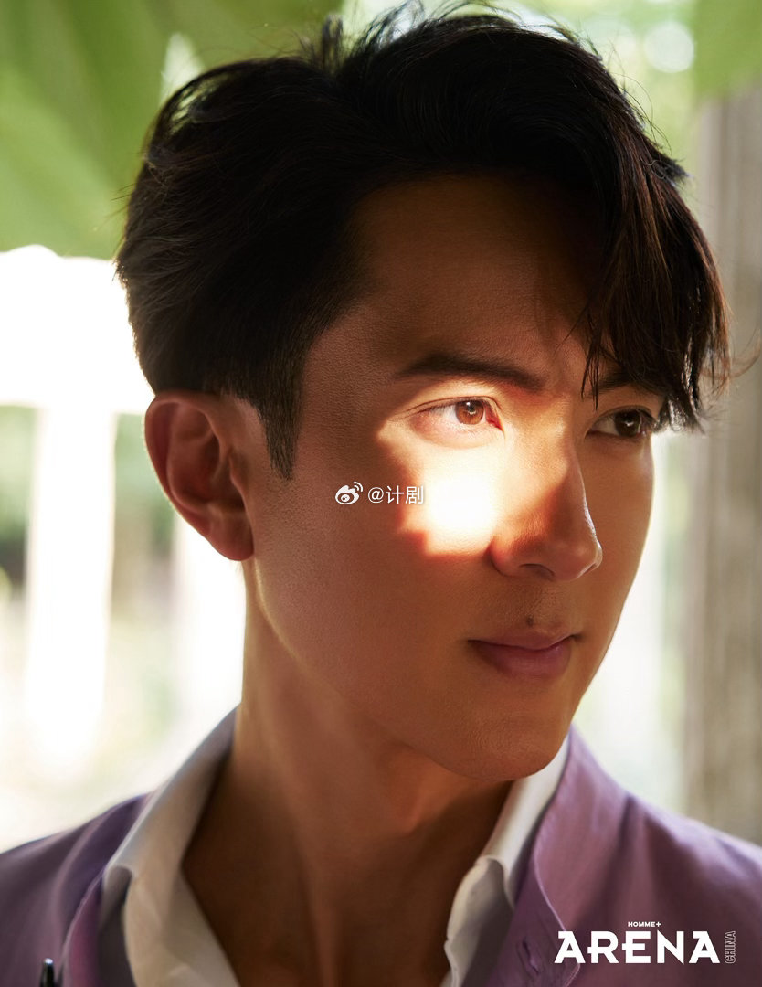 吴尊 巴黎时装周就像过山车虽然过程有点折腾但结果还不错，吴尊最后带着好心情结束了