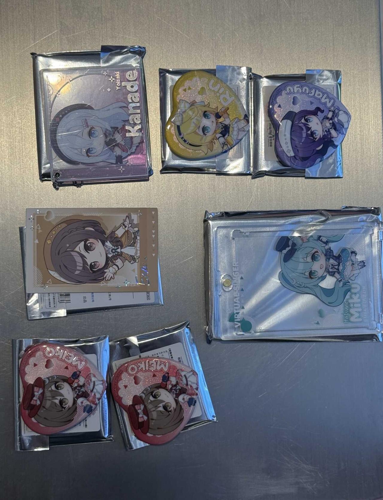 上海pjsk快闪 互换
推瑞希，有老师出给我也可以。今天下午一点前都在大悦城pj