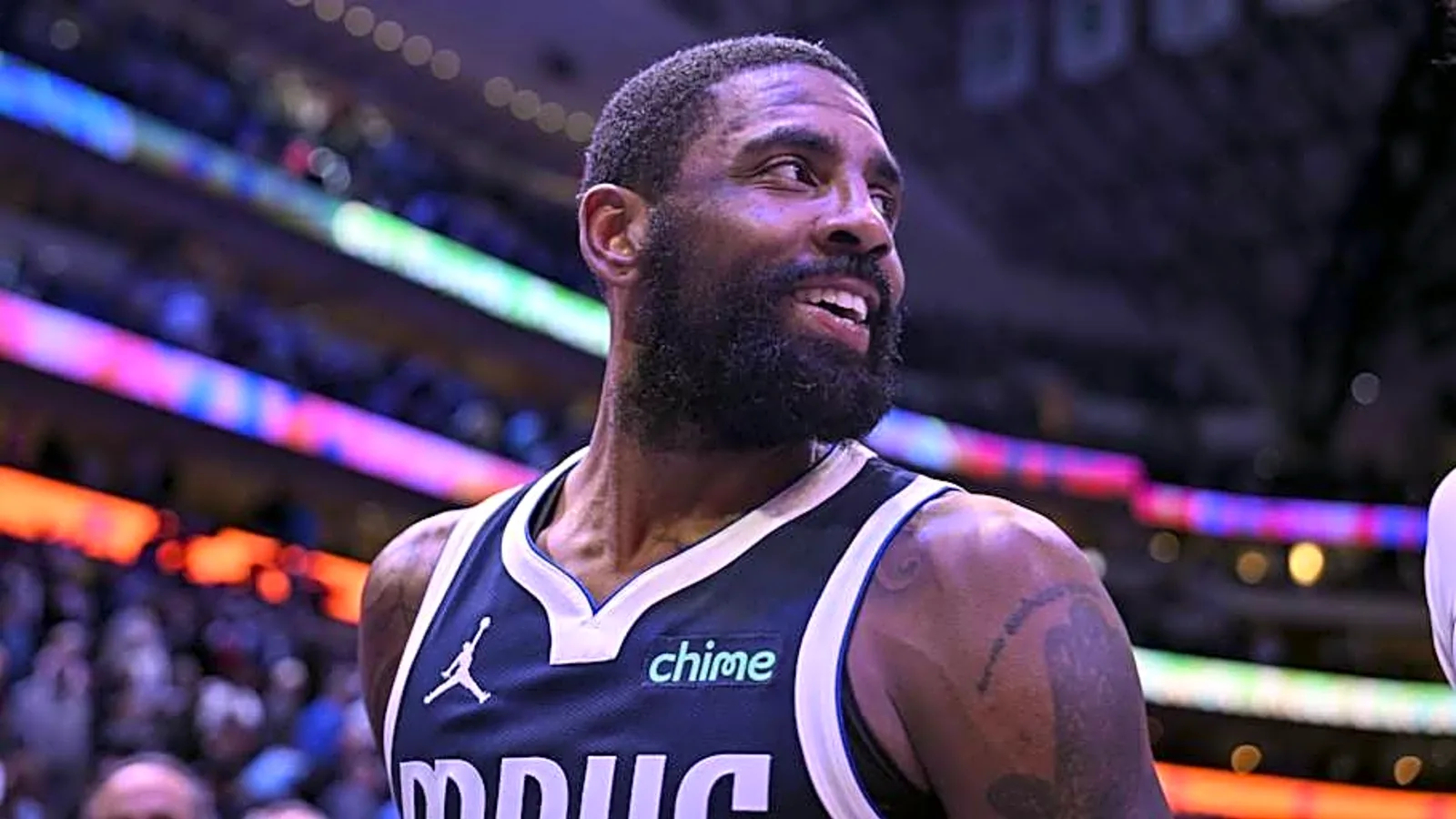 明年中国赛对阵为独行侠和火箭 独行侠老板杜蒙特确认，明年NBA中国赛还将继续在澳