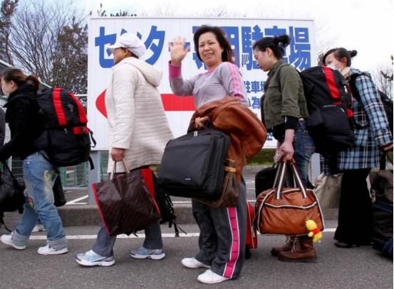 中日关系如此紧张，为什么只有中国人纷纷从日本回国，却不见在中国的日本人回国？
