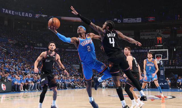 俄克拉荷马城雷霆在首轮系列赛首战中以119-84狂胜菲尼克斯太阳，开启卫冕征程。