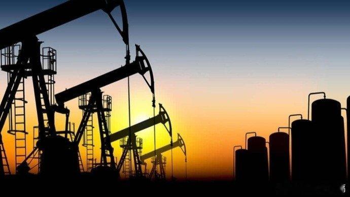 凤凰新闻【美媒：美国是产油量最高的国家，为何仍需要委内瑞拉的石油？】美国与委内瑞