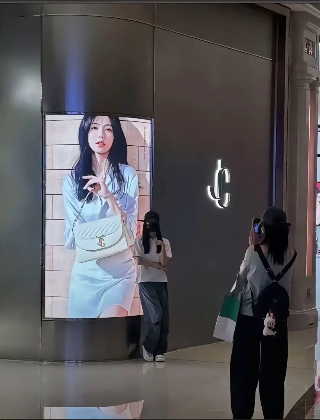 923姐妹👭逛街去了
