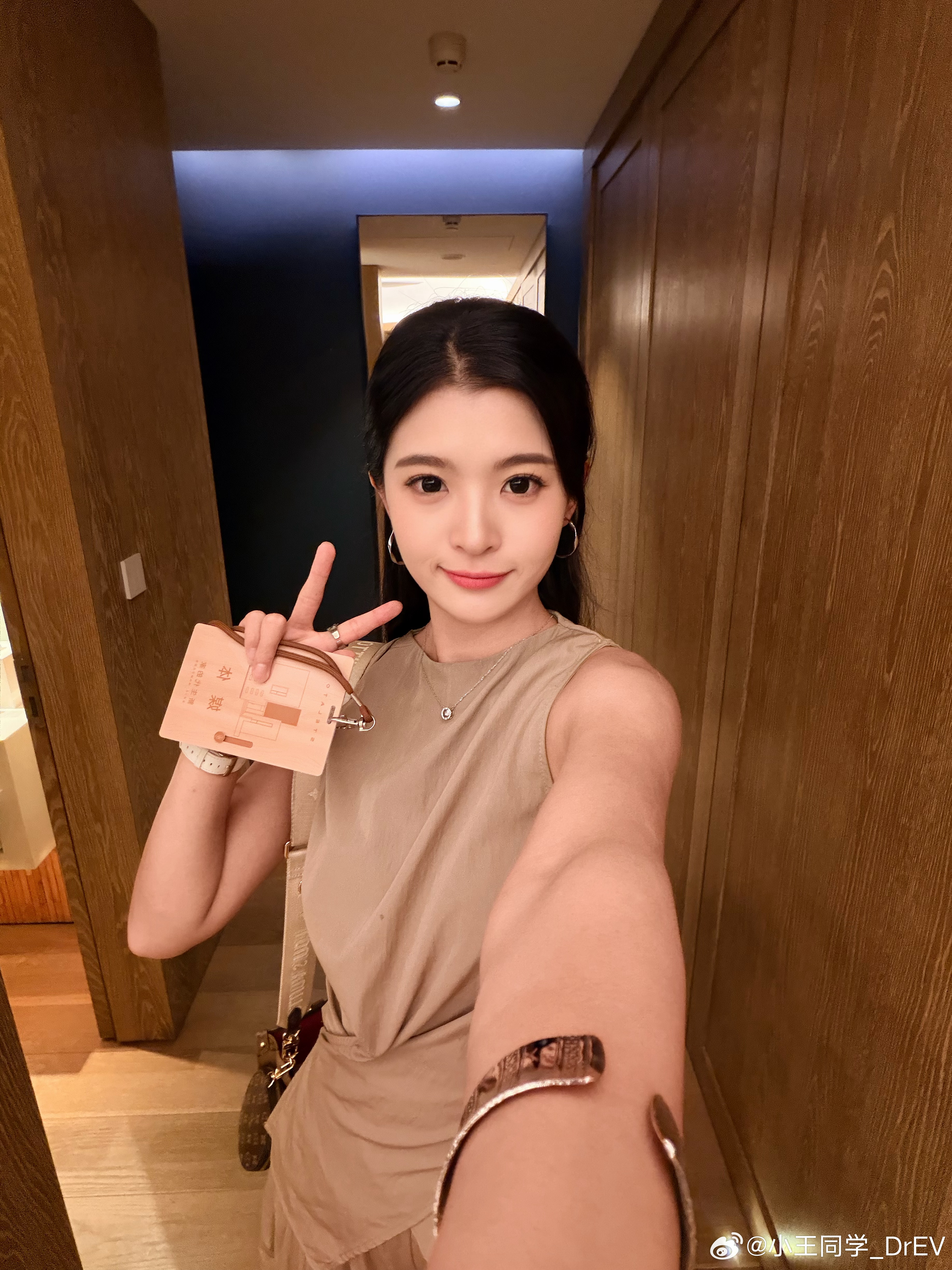 早上好呀，今天抽36个粉丝红包🧧点赞即可，不过滤，明天开奖！ ​  ​​​