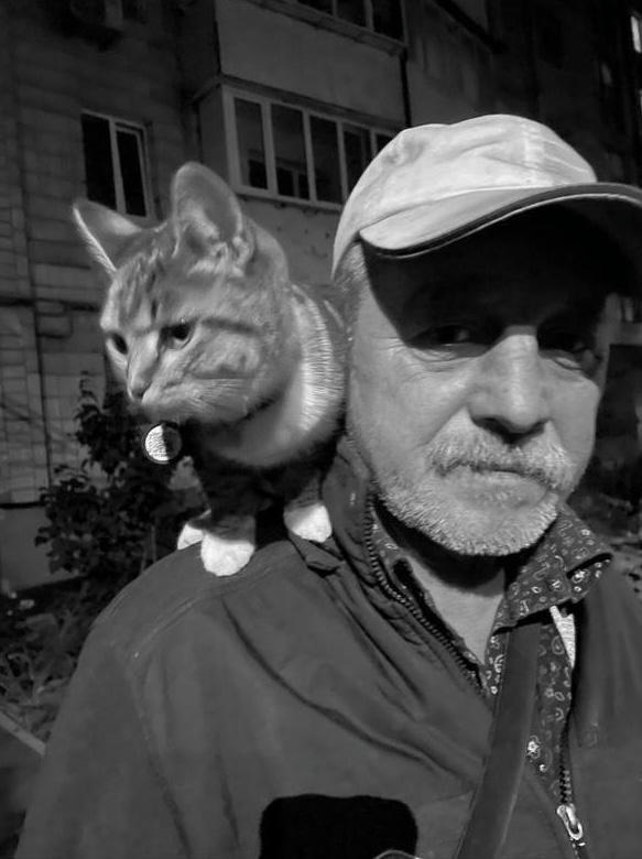 4月18日基辅霍洛西耶夫区恐袭，枪手扫射路人后劫持超市，被警方击毙。最初报道6死