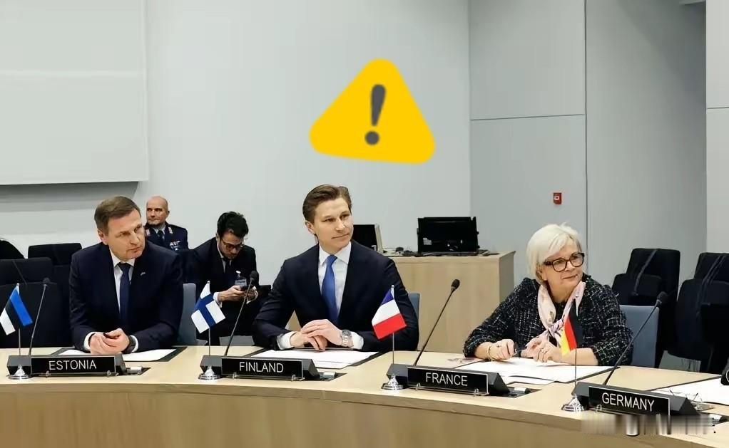 这真的是国际玩笑！
爱沙尼亚国防部长威胁，要对俄罗斯领土进行先发制人打击！普京称