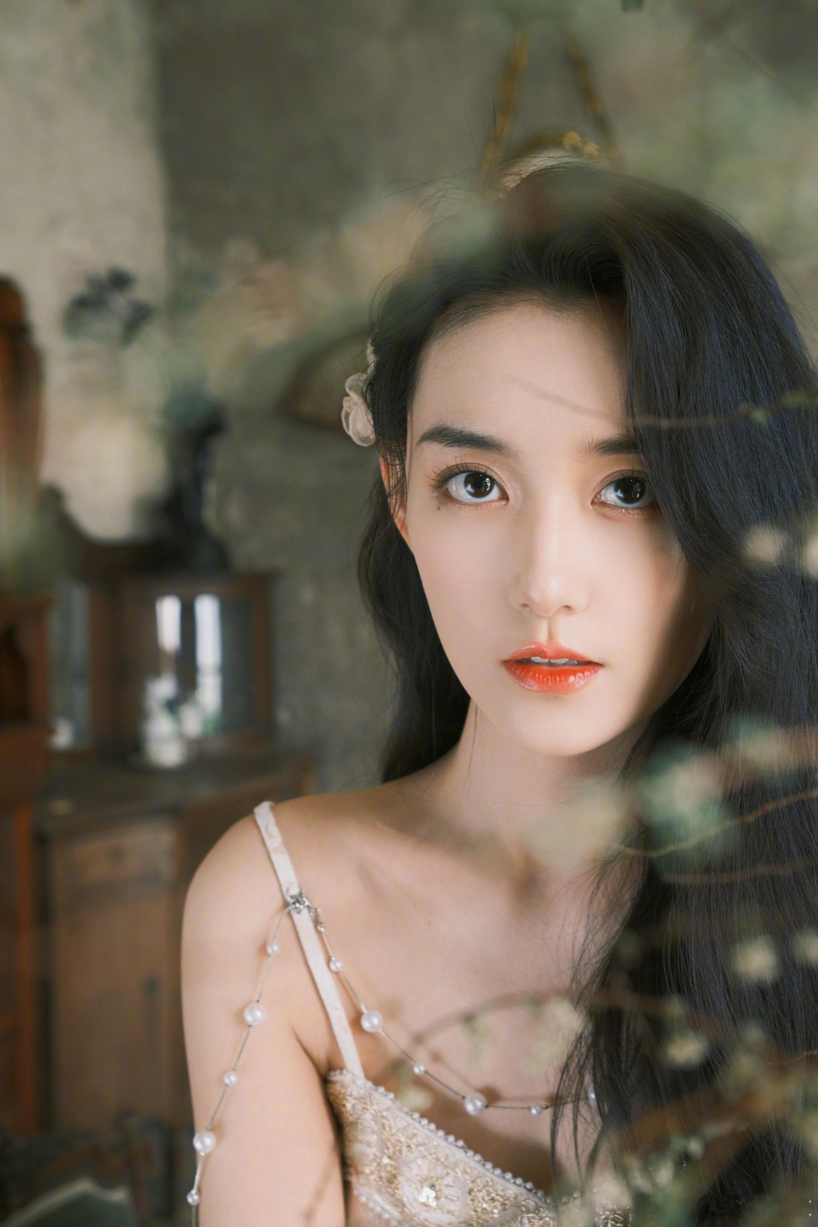 蒋依依  舒适放松，享受宁静 ​​​
