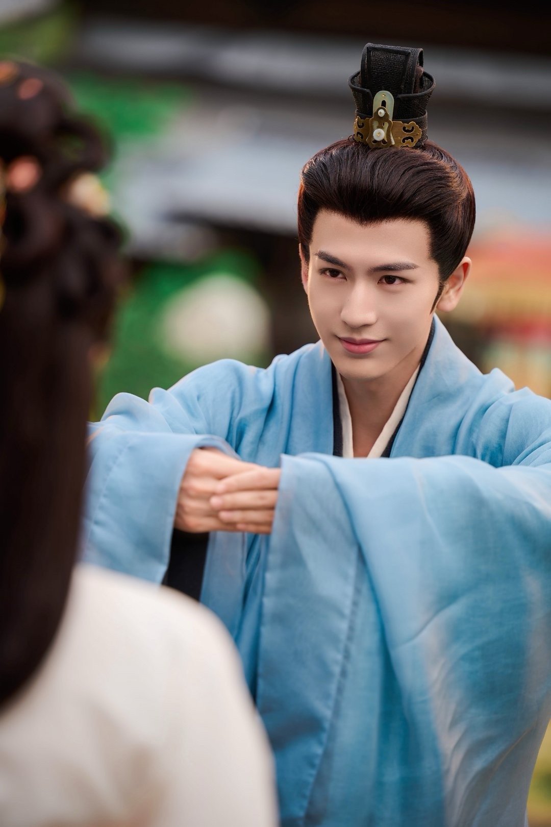 #张凌赫裴文宣嘴欠但不难哄#原来你是这样的裴文宣，嘴欠欠的，但是也很好哄，这样纠