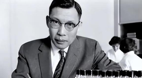 1950年，因遭到不公正对待，中国遗传学奠基人李景均毅然离开内陆前往香港。其研究
