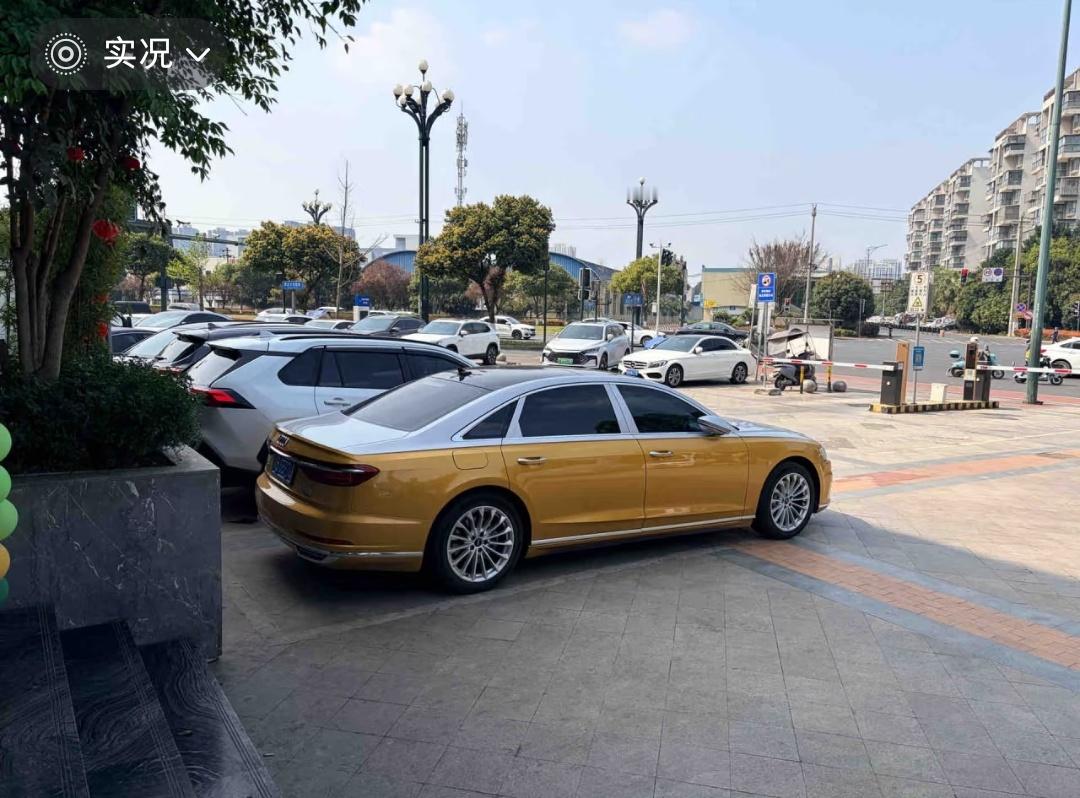 这迈巴赫为什么做的这么像出租车🚕 