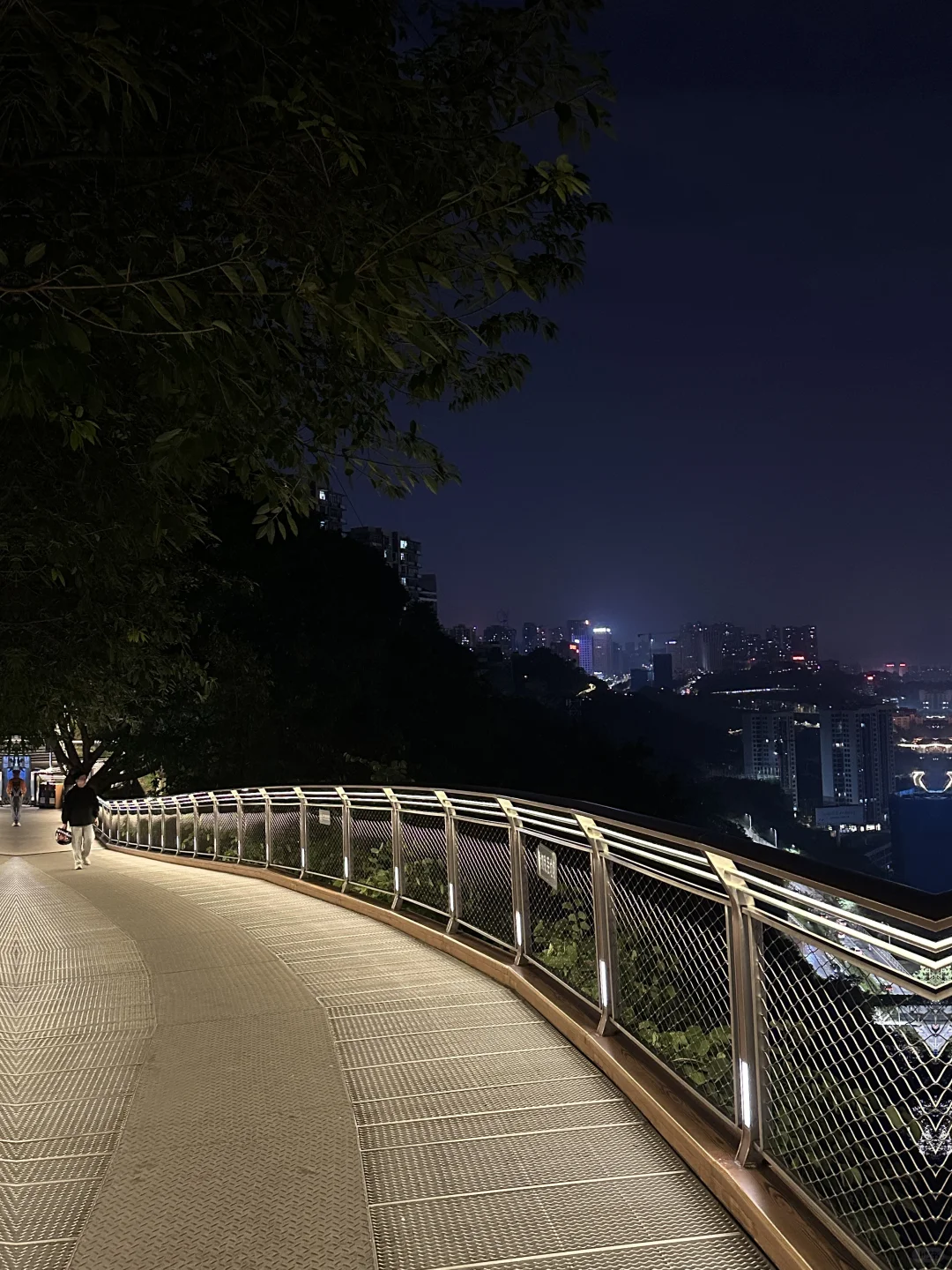 半山崖线休闲🚶