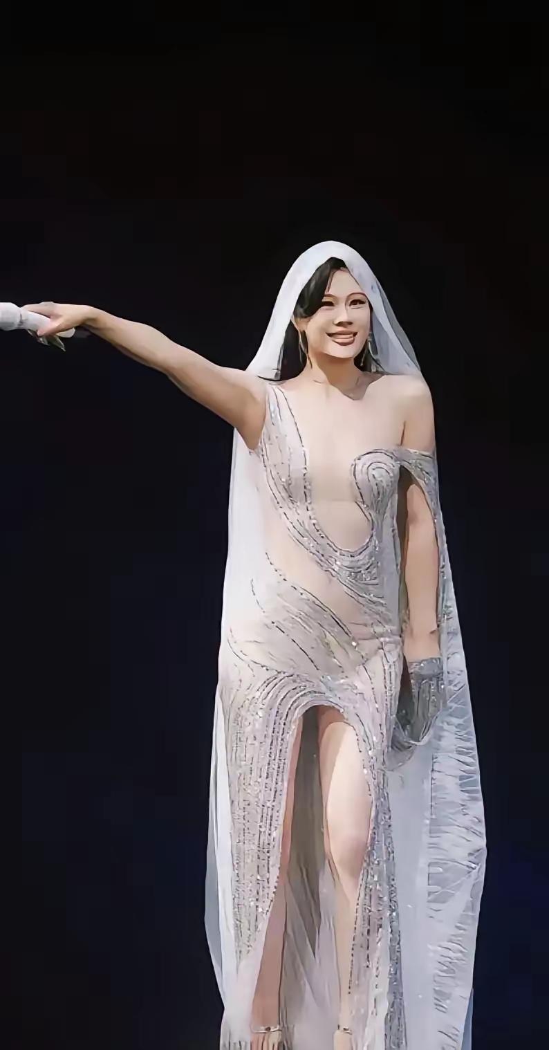 女士穿搭不同的职业、不同的场合、不同的人群，适合自己的穿搭才更美丽！