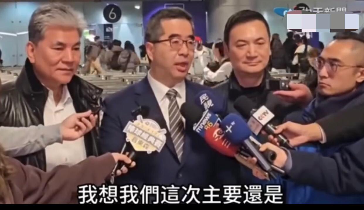 台湾国民党副主席表示：“我们这次去大陆主要是为了台湾产业和台湾老百姓，国民党要当