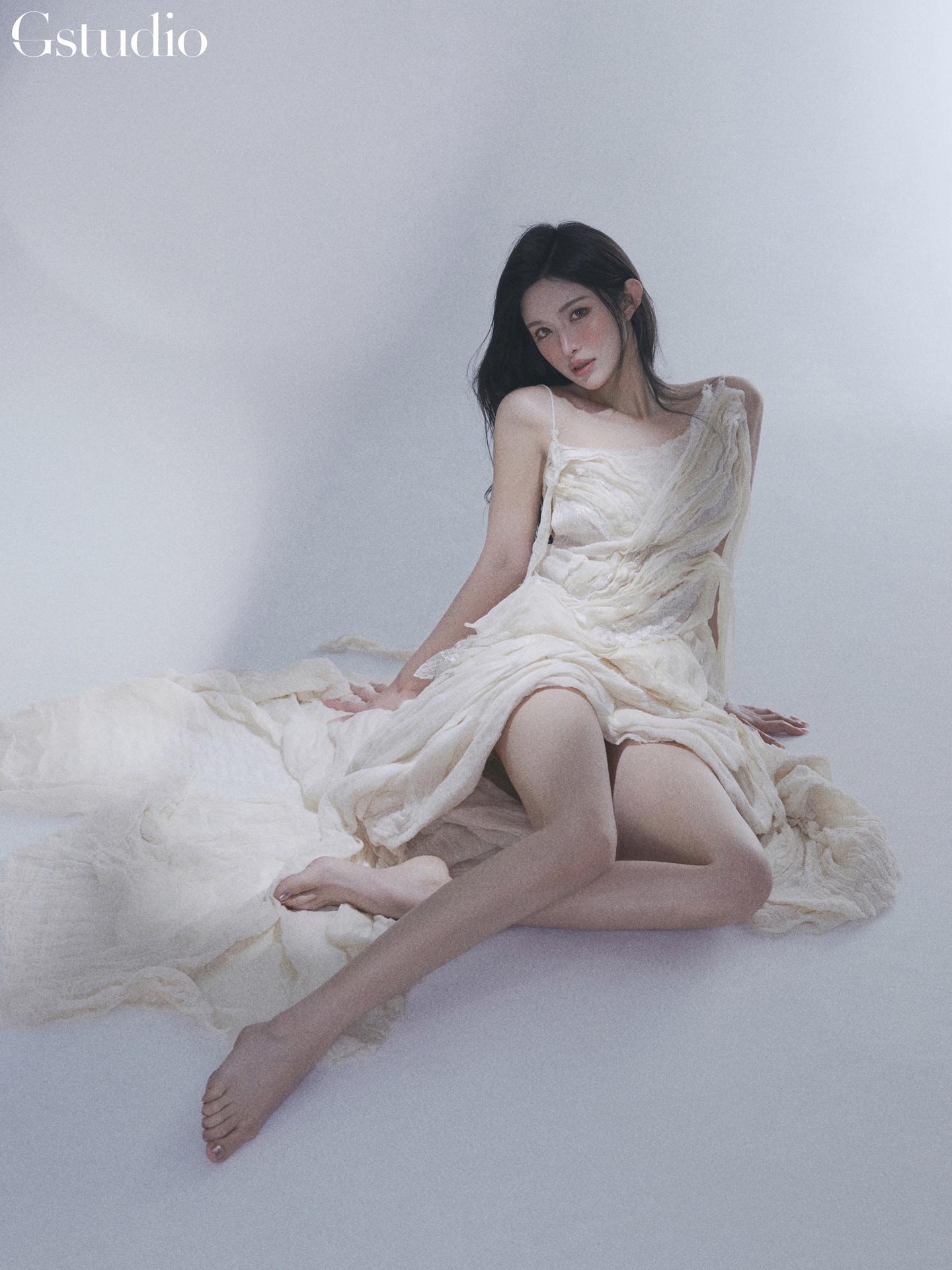 女王执剑。