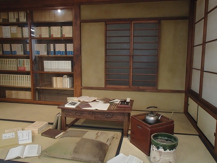 永井荷风书房再现（市川市役所）   1959年永井荷风在千叶县市川市八幡去世。1