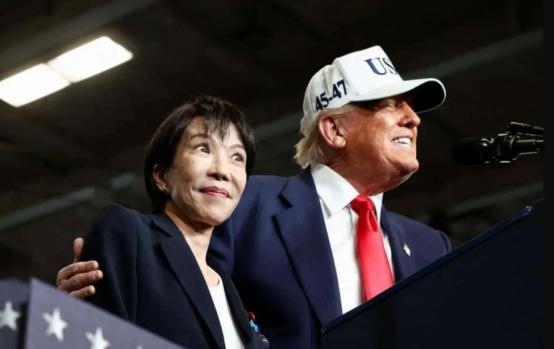 日本这回真是凶多吉少，可偏偏日本人自己还蒙在鼓里，一点儿没察觉！
特朗普那家伙，