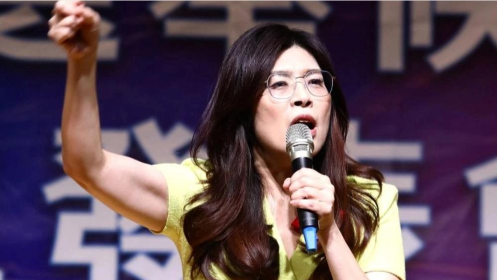 既然给面子不要，那就打


眼见韩国瑜跑到赵少康社媒底下留言，相信郑丽文难掩失望