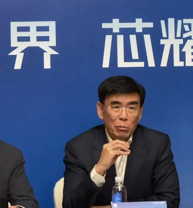 阿斯麦、台积电、英伟达，该睡不着了。7 月 13 日，上海，一家成立不到三年的公