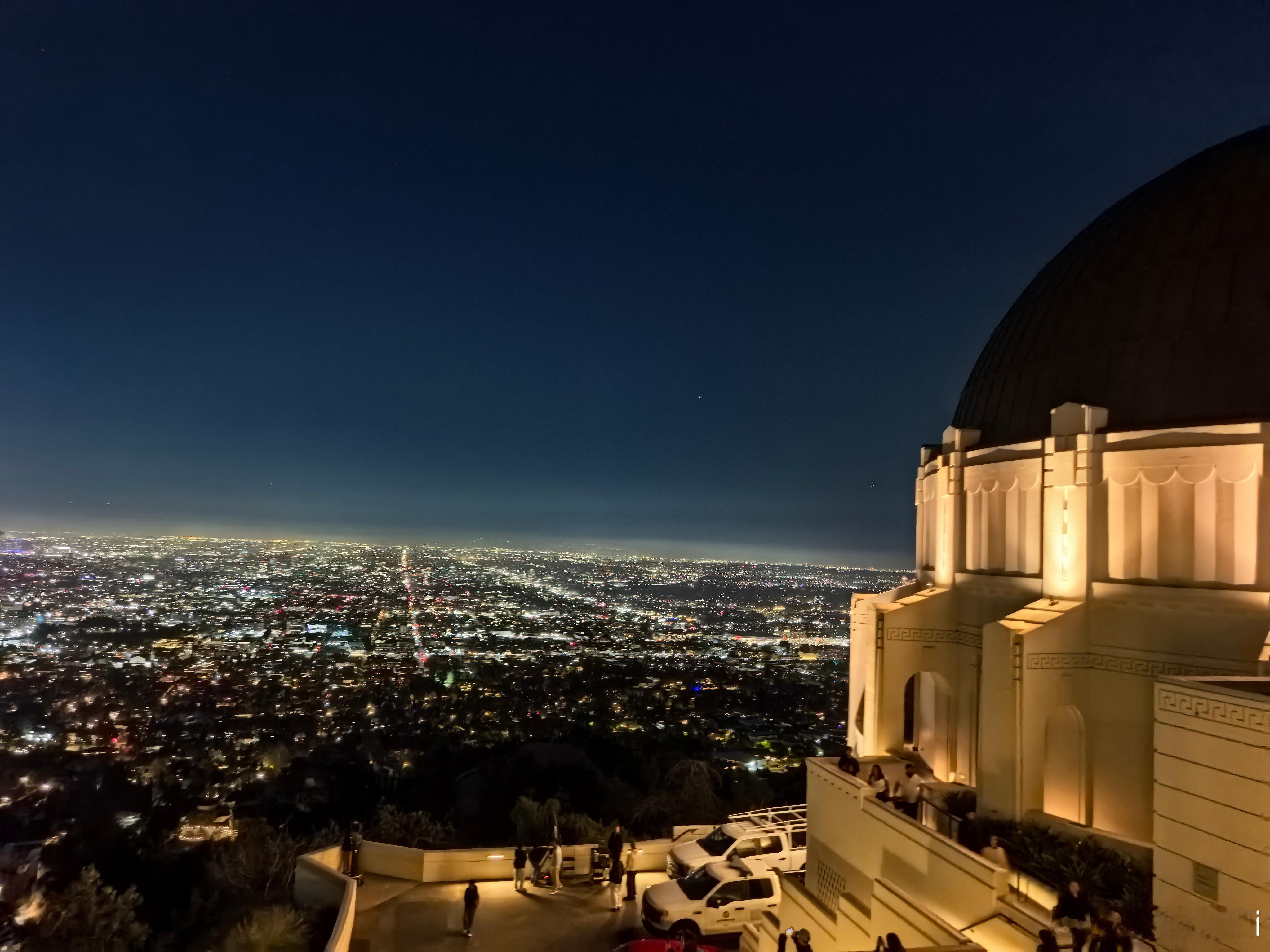 人生第一次看到了刺辣火星子的流星，一屁股的火花！ 研究人员看望远镜很吉利，图个“
